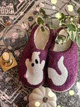 Load image into Gallery viewer, Your Friendly Ghost Slippers
